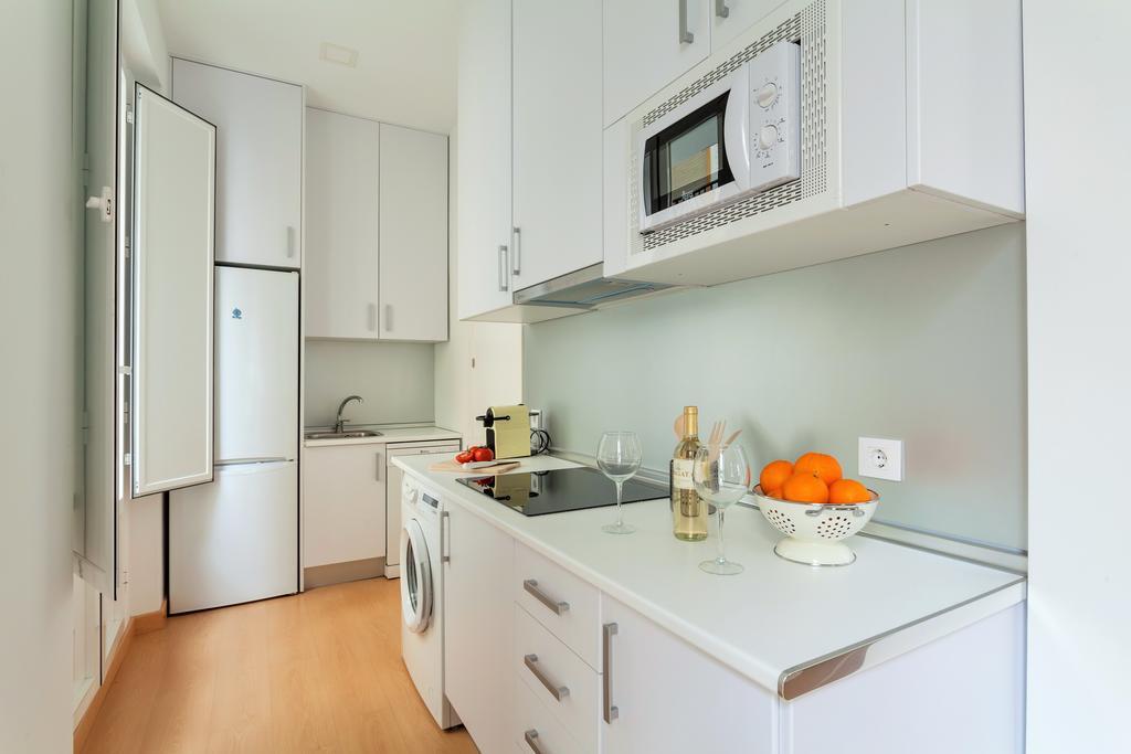 Hostly Acetres 1A Loft In City Center, Comunal Terrace, Fibre,Parking Optional セビリア エクステリア 写真