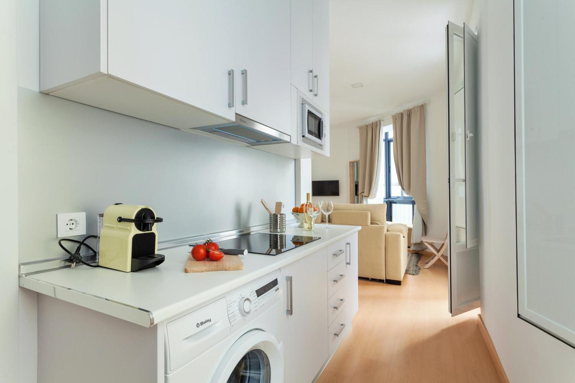 Hostly Acetres 1A Loft In City Center, Comunal Terrace, Fibre,Parking Optional セビリア エクステリア 写真