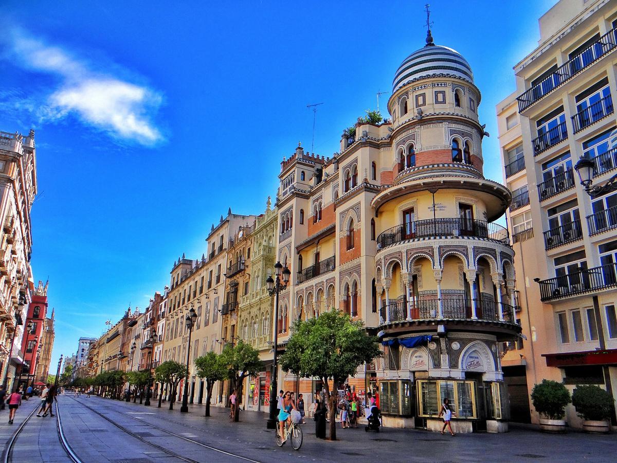 Hostly Acetres 1A Loft In City Center, Comunal Terrace, Fibre,Parking Optional セビリア エクステリア 写真